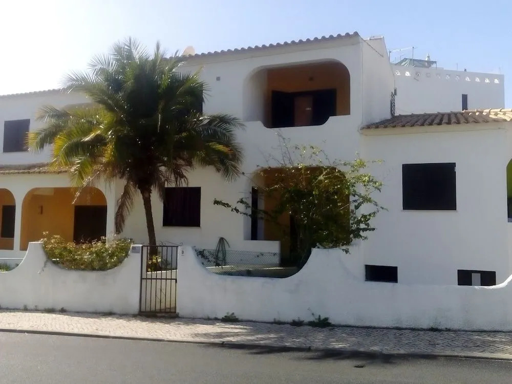 Sun & Sea House