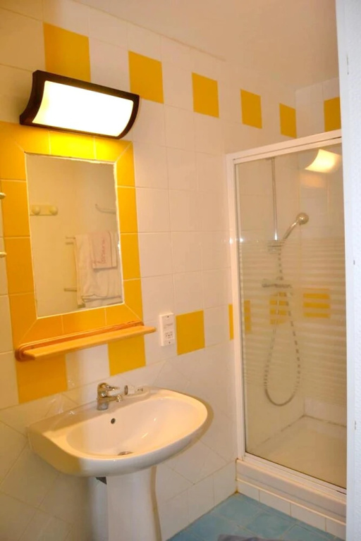 Apartment With one Bedroom in Deshaies, With Wonderful sea View, Furnished Garden and Wifi - 800 m From the Beach