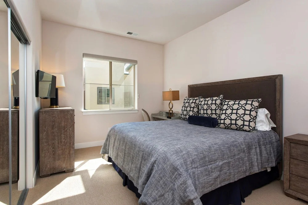 2br/2ba Newpark Terrace  W/ Hot Tub 2 Bedroom Condo