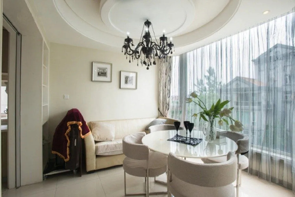 Jhouse Hongqiao Overlay Villa