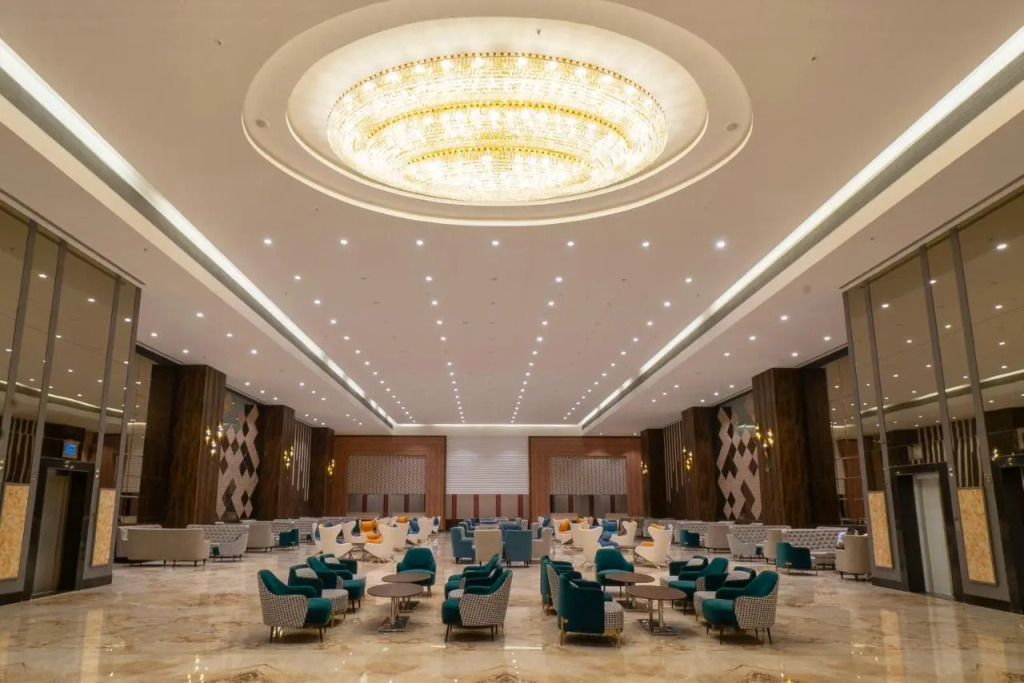 Hotel Tip Top International Pune