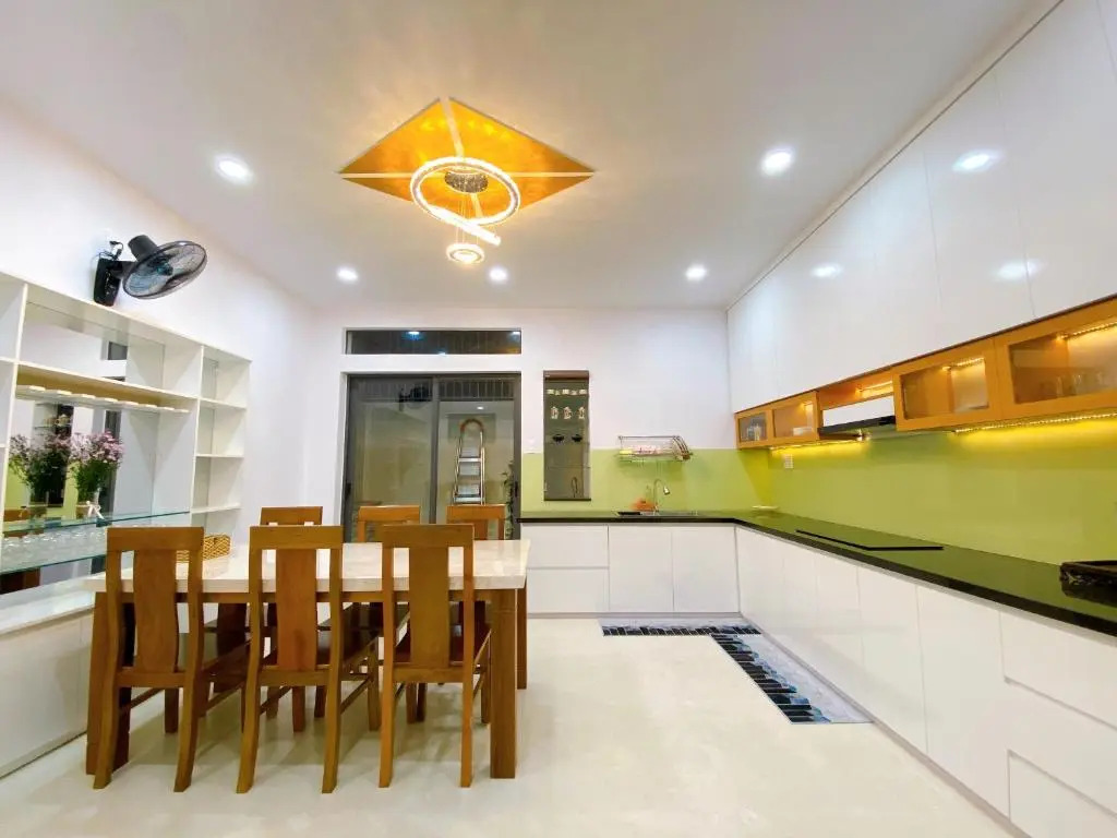 Gold Pig Homestay & Apartment