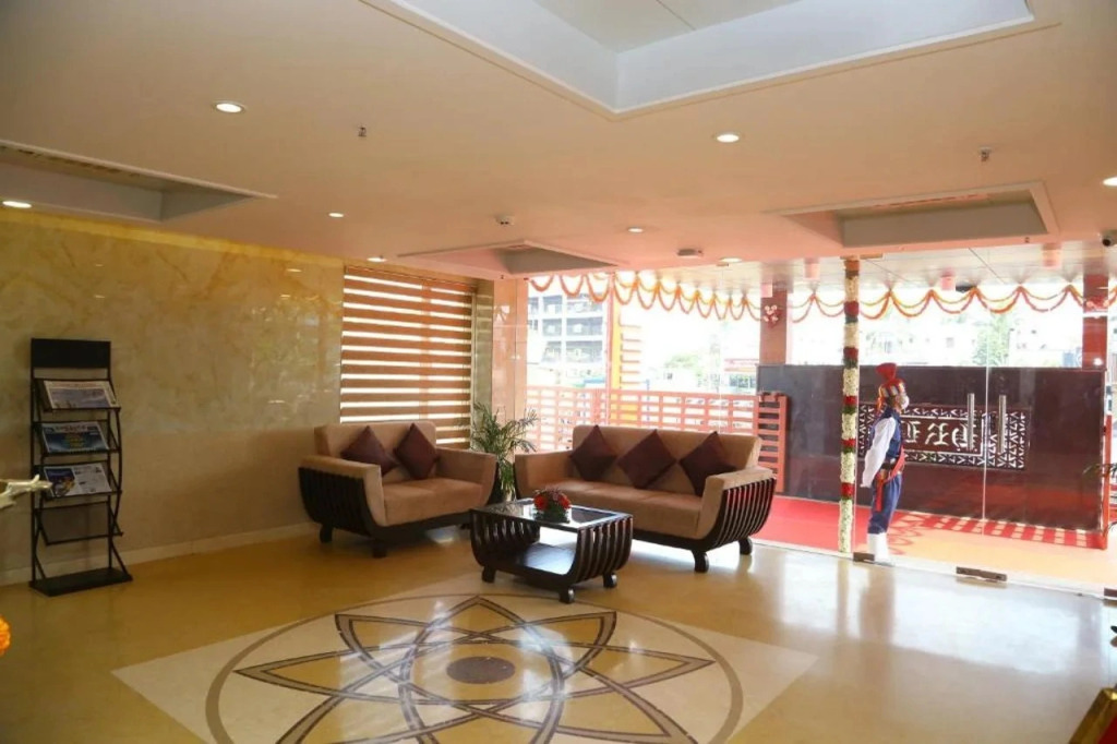 Raaj Bhaavan Clarks Inn, Chennai OMR