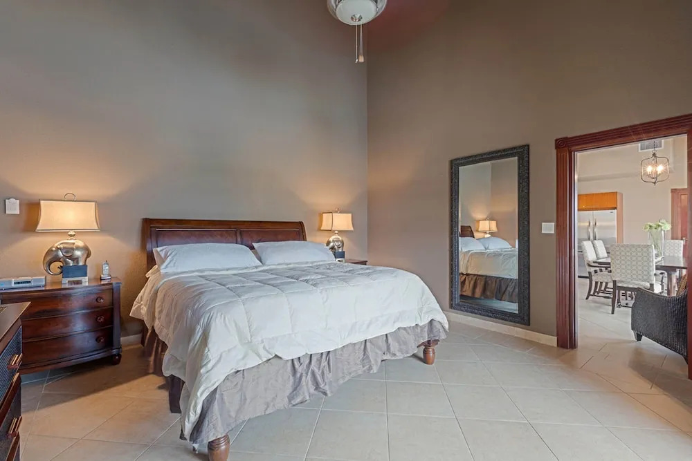 Dream Villa Porto Cupecoy 360