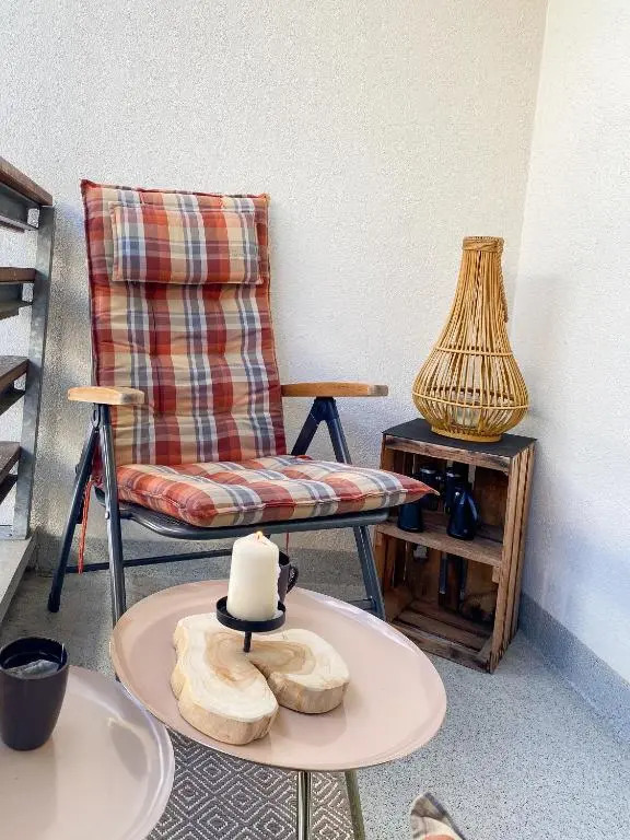 swissme - modernes Studio mit Balkon & Parkplatz & Netflix
