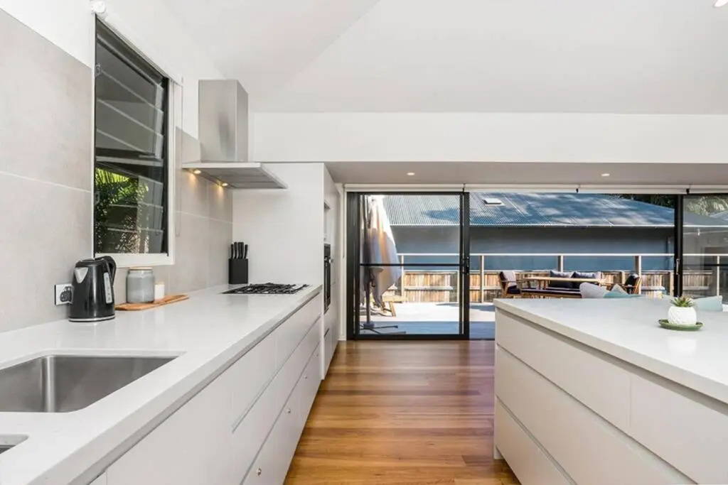 Pacifica 48a Shirley Lane