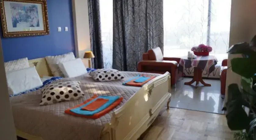 Hel-Tour Pokoje Gościnne