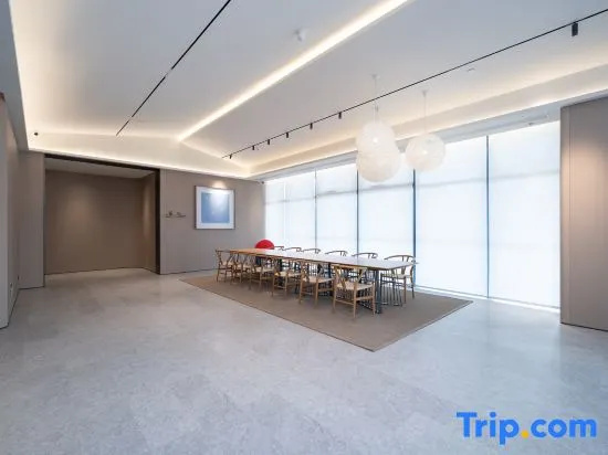 JI Hotel (Haiyan Jingpu Commercial Center)