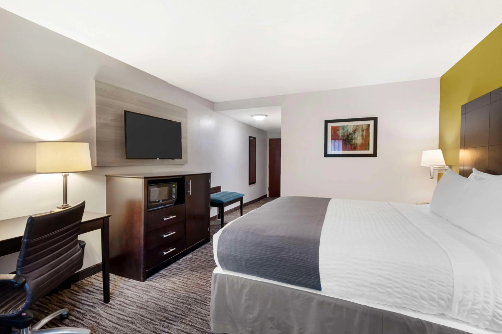 Best Western Magnolia Inn and Suites