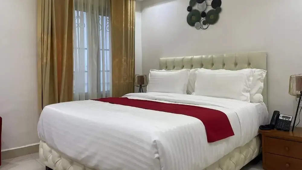 Saint James Marguerita Hotel Douala