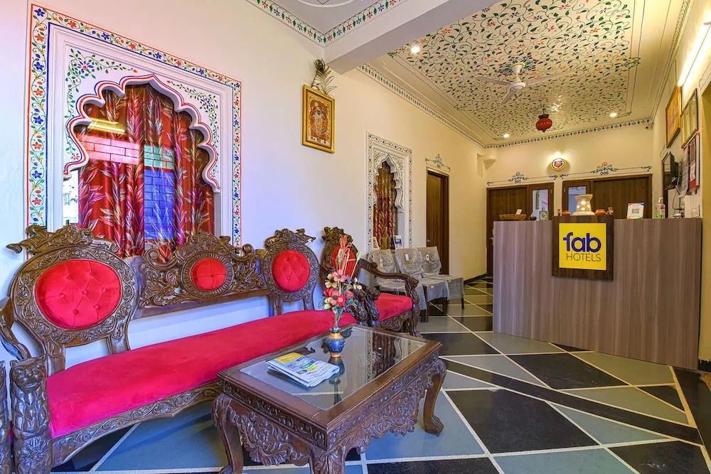 Fabhotel Achrol Palace
