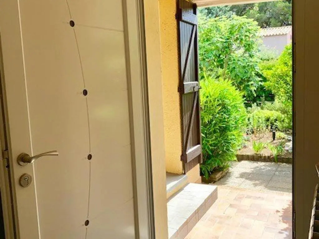 Maison Cap d'Agde, 5 pièces, 8 personnes - FR-1-607-23