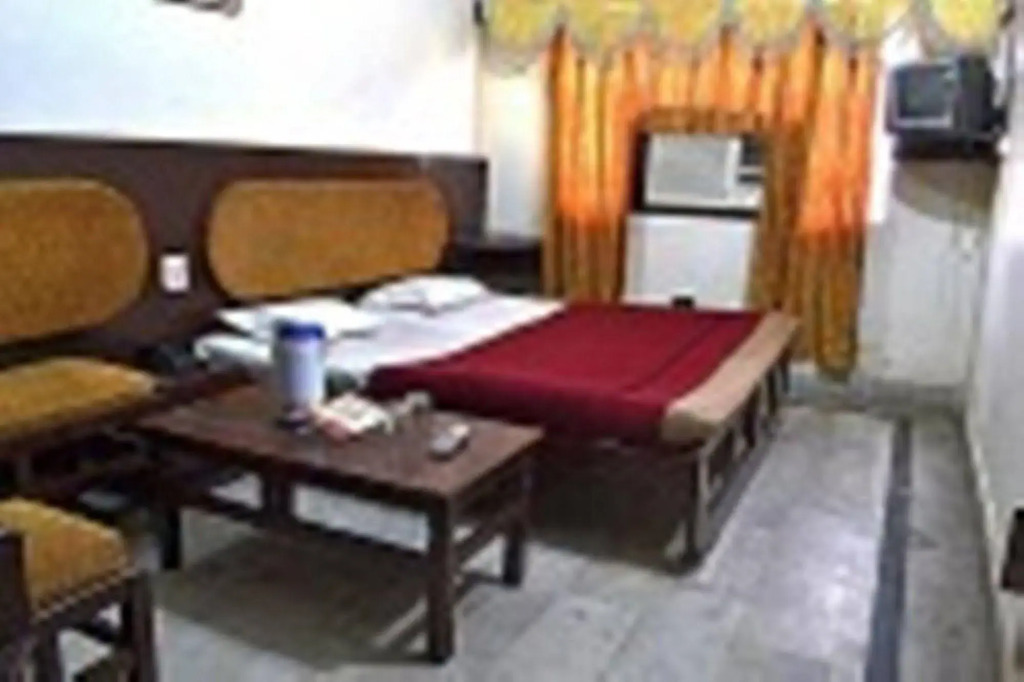 Hotel Aditya Palace