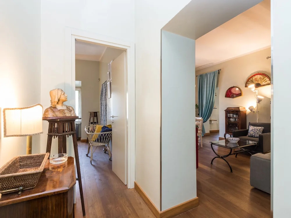 RSH Vatican Large Bright Apartment