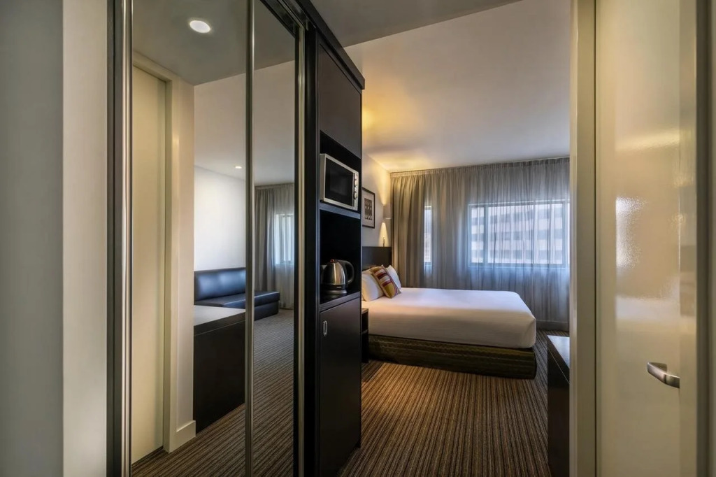 Causeway 353 Hotel