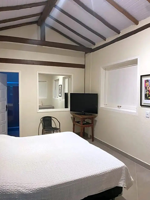 Suite Praia da Feiticeira