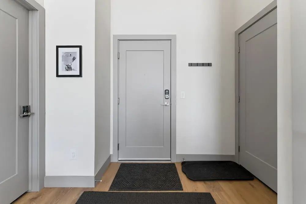 Skywalk Flats #305e : 2