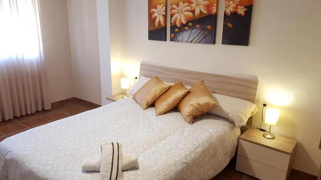 Bonito apartamento con terraza junto al centro de Alicante