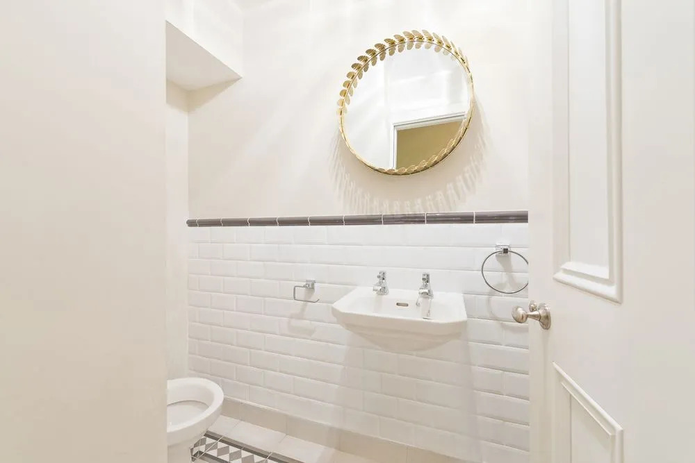 Central Apartment Camden Street
