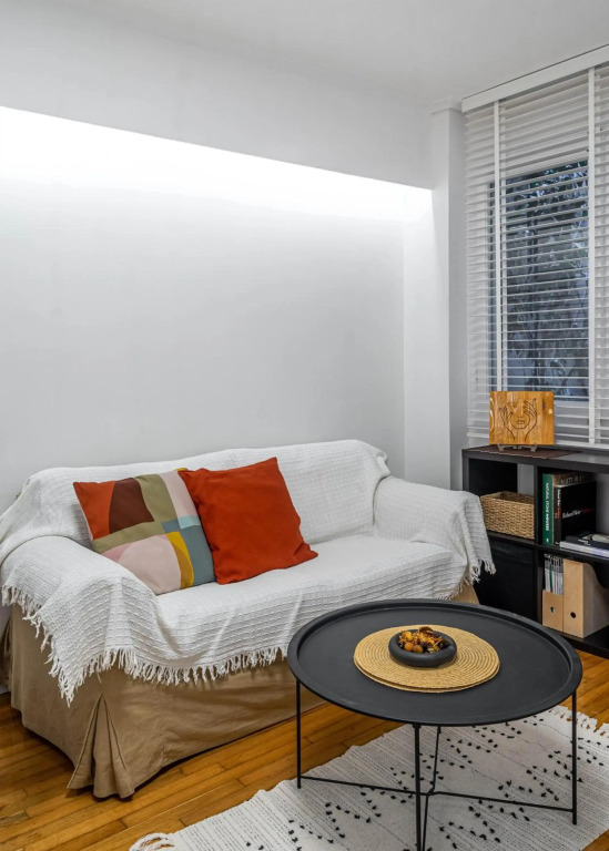 Lovely studio in Likavitos Hill