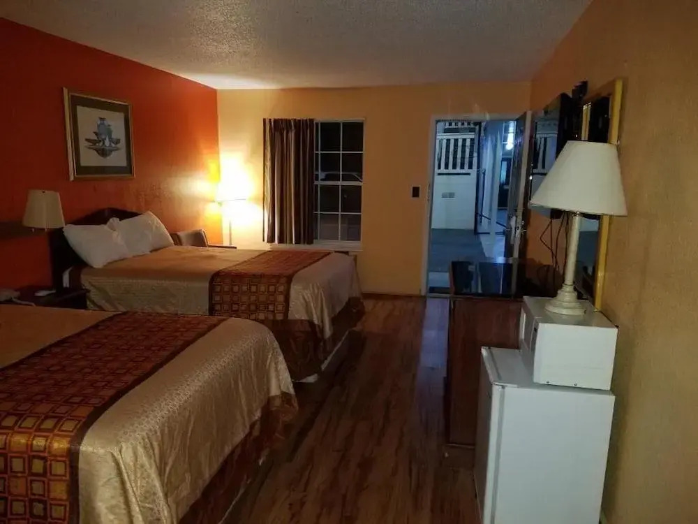 Key West Inn - Clanton