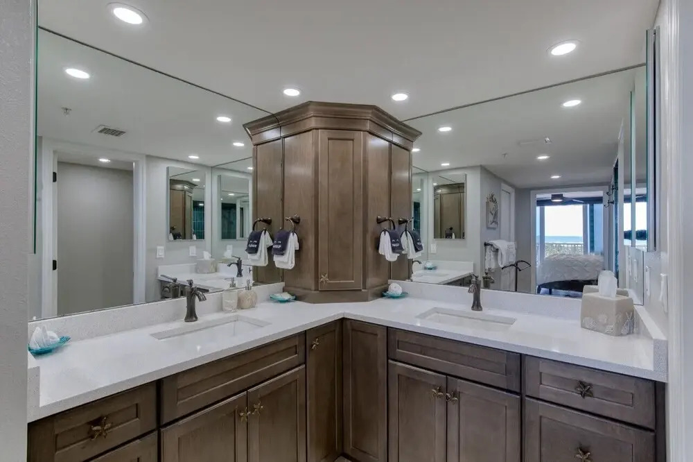 New Smyrna Luxury Beachfront Condo Pool Hot Tub