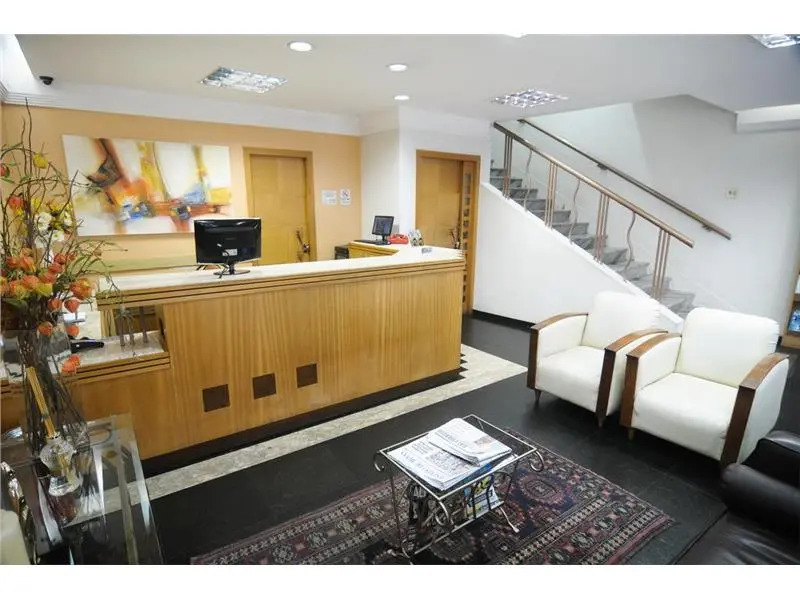 Rhuds Hotel