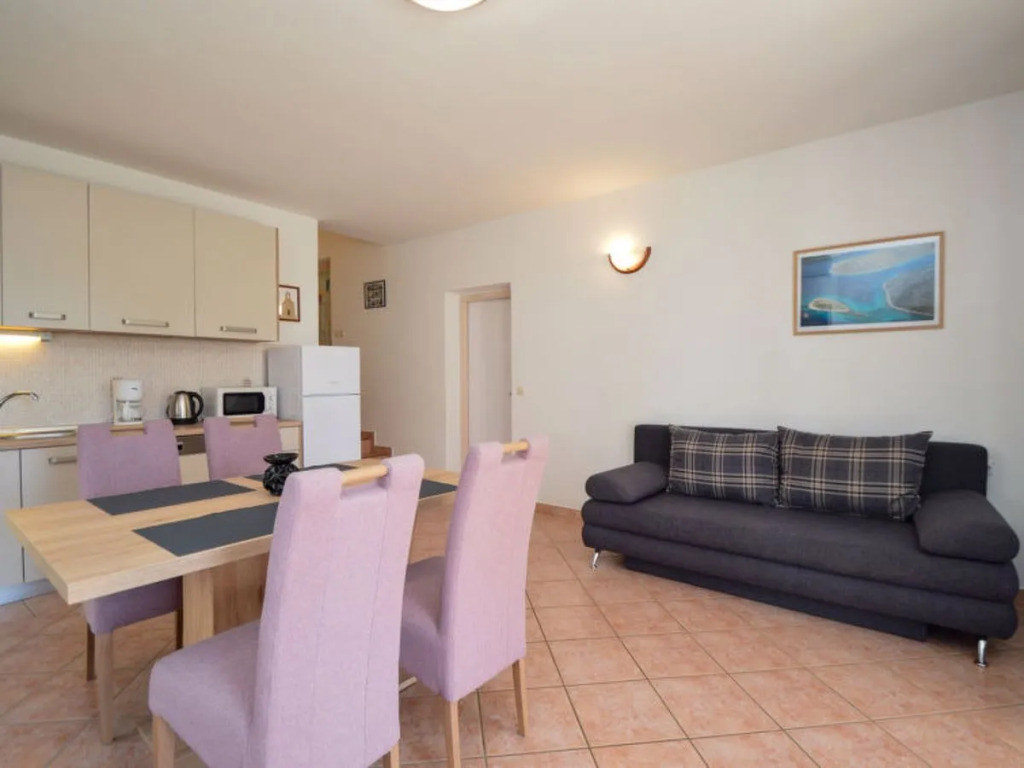 Apartment Mladen Paros 22771
