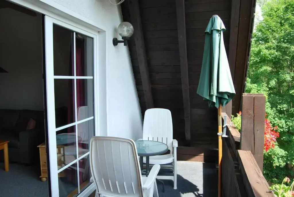 Ferienwohnung-Stricker-Typ-A-Balkon-1-3