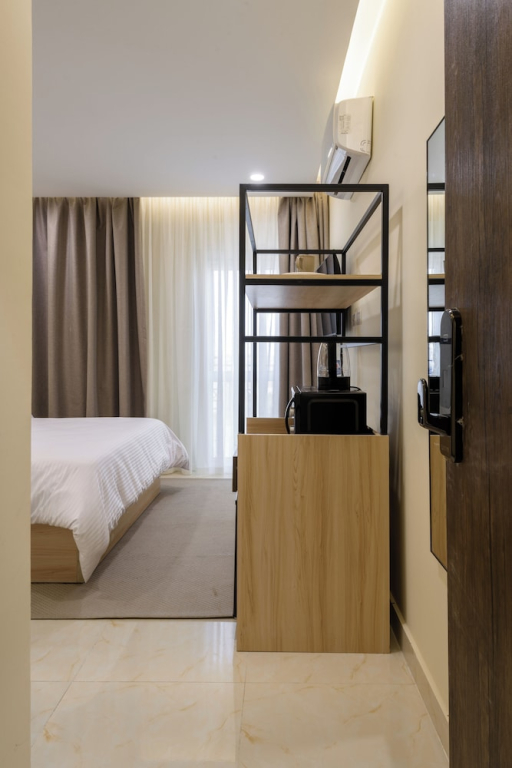 Hazel Spaces in Heliopolis