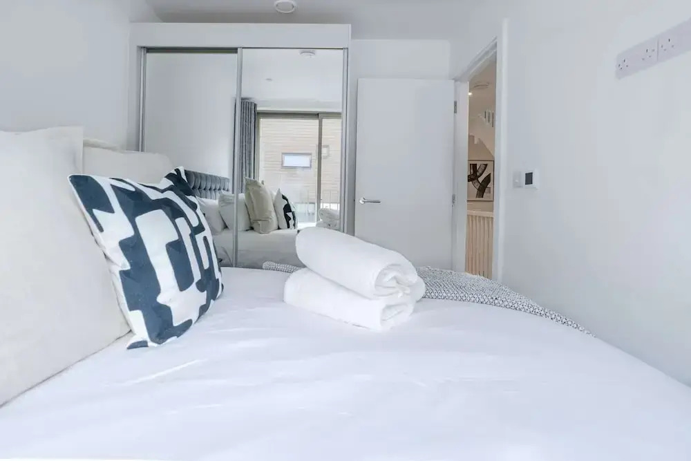 The Hidden Suite - 4BR Townhome Roof Top