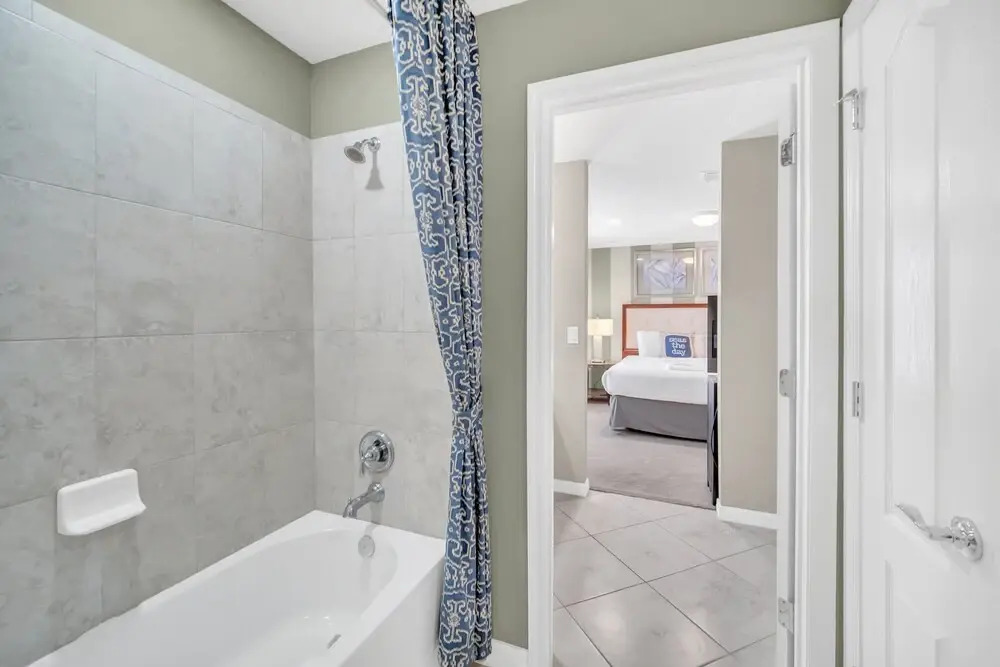 Luxury MultiFamily Gem ~ Mins to Disney ~ Pool/Spa