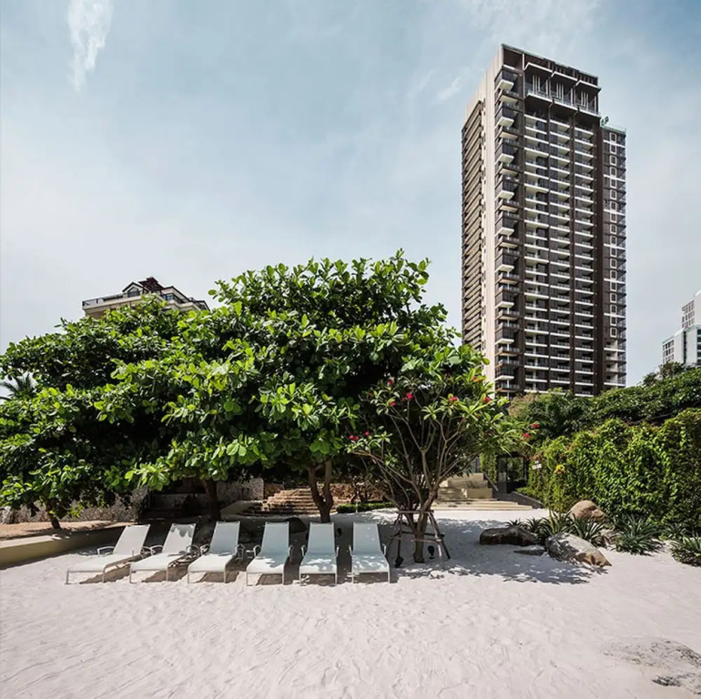 Beachfront Sea View Baan Plai Haad