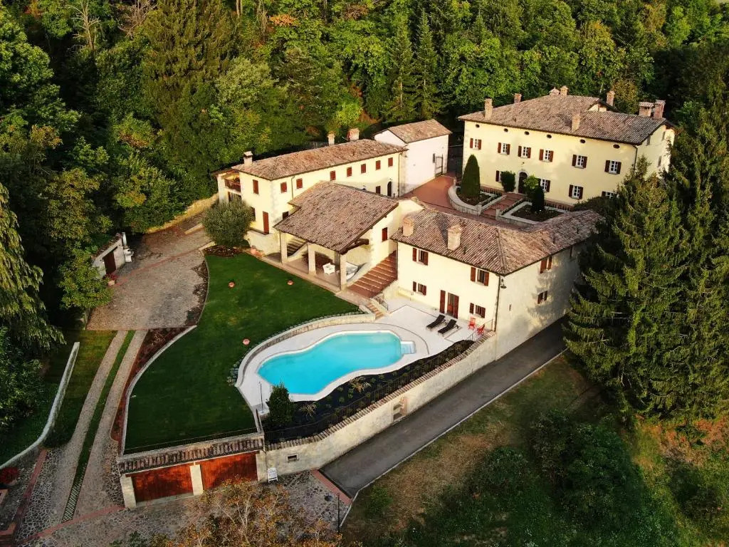 Borgo La Morra