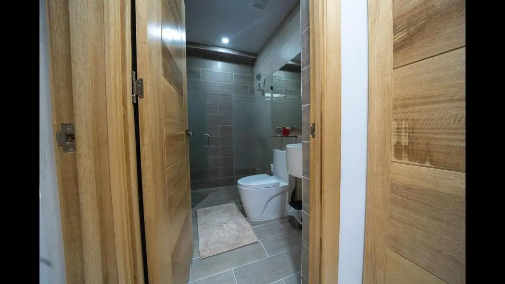 Sdq, Gym, Pool, 1br 2B, Downtown F7