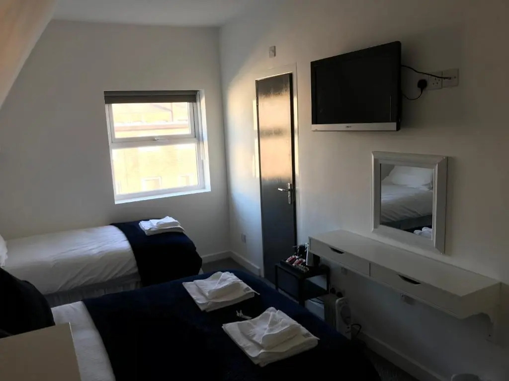 Alexandra Hotel