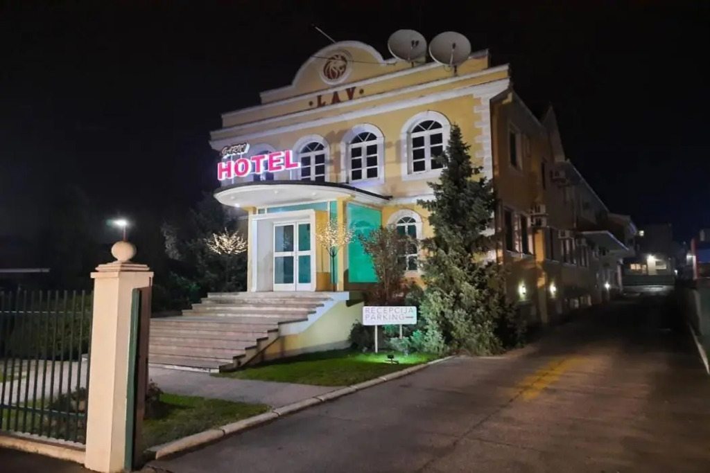 Garni Hotel Lav