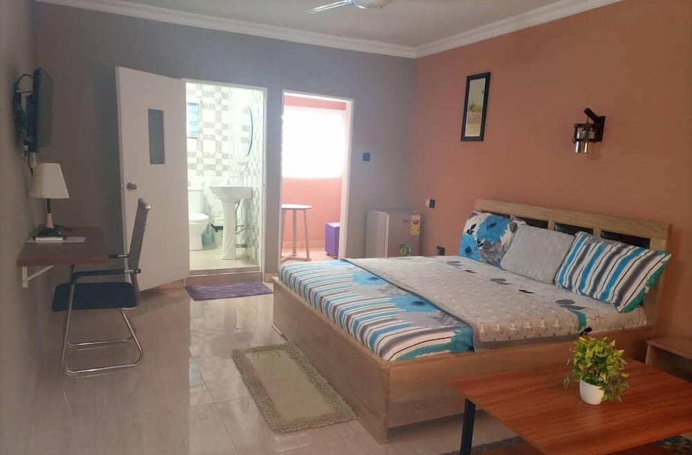 Anan-Thara Hotel