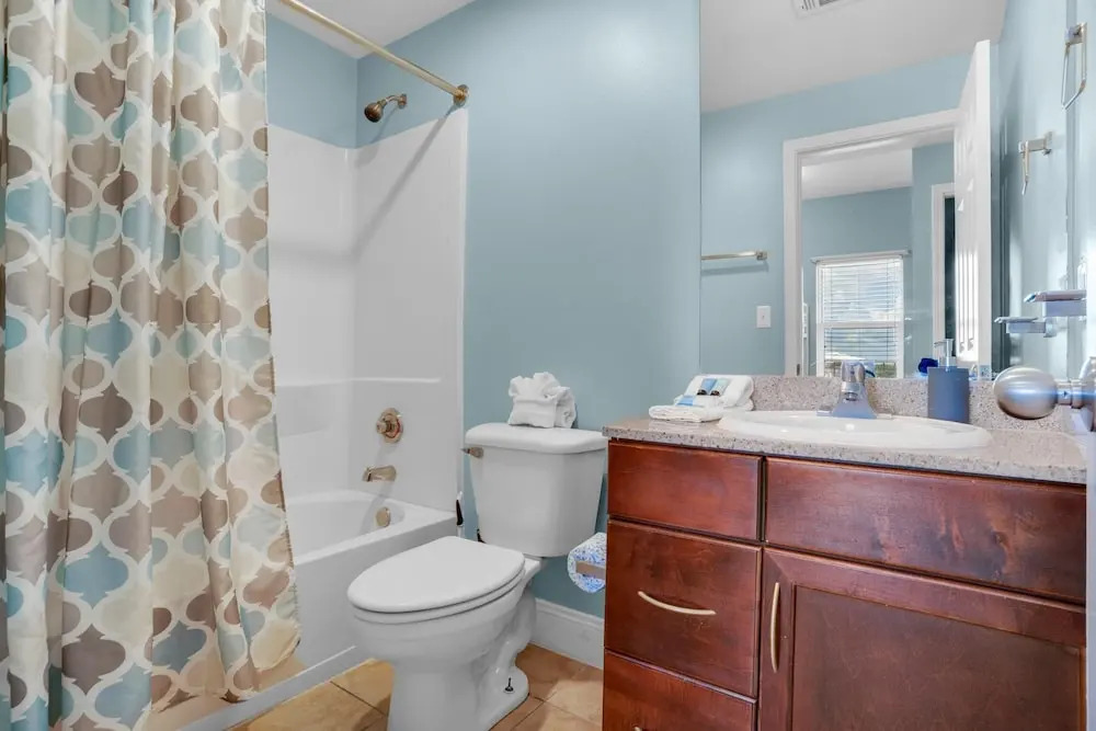 Laketown Wharf 607