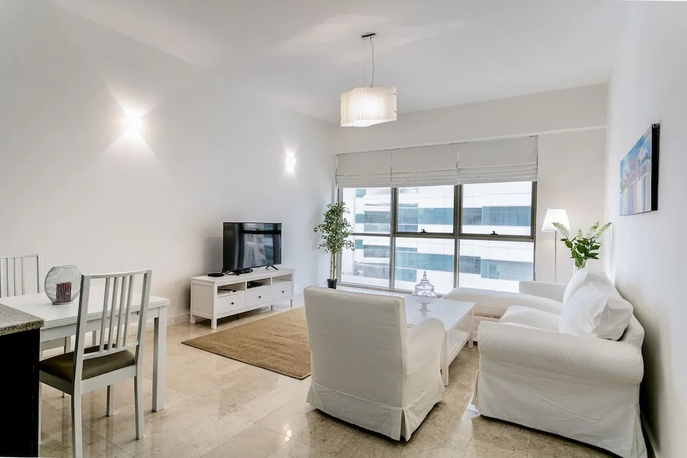 One Perfect Stay 1Br At Al Murad Tower