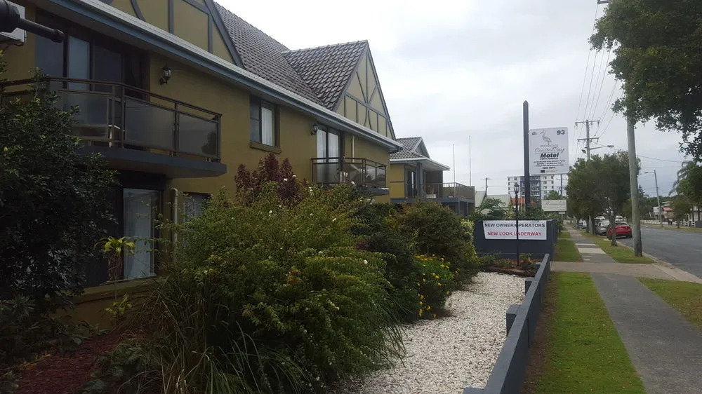 Coastal Bay Motel