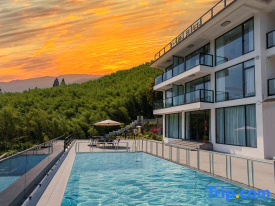 Chenyue Pavilion · Moganshan Villa, surrounded by mountains and rivers, beautiful lodging