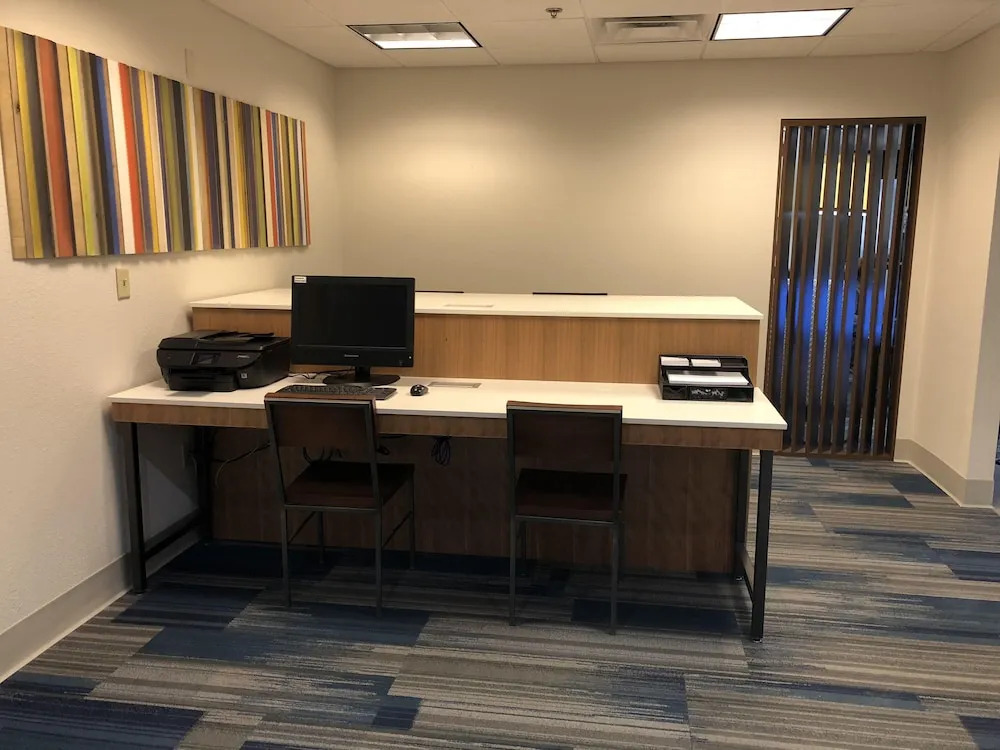 Holiday Inn Express Hotel & Suites Athens by IHG