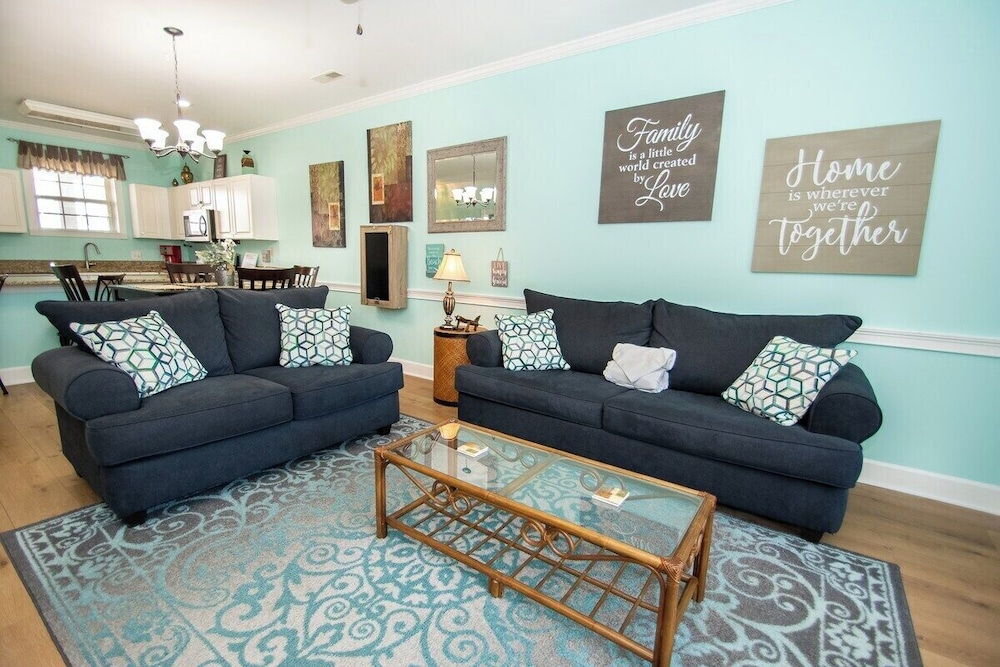 Magnolia Place 4789-103