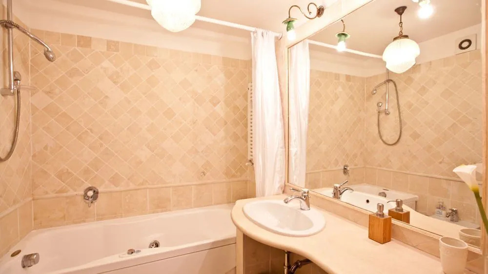 Rental In Rome Rental Cisterna