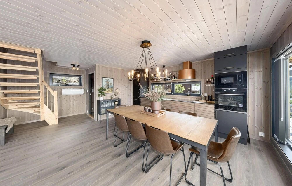 4 Bedroom Nice Home In Sannidal