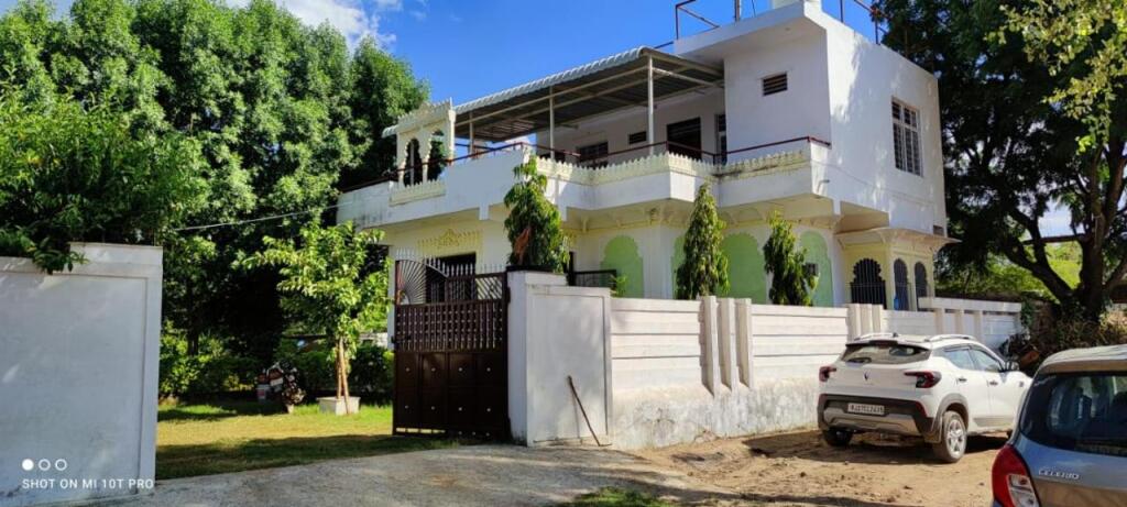 Sunrise Villa & Pool