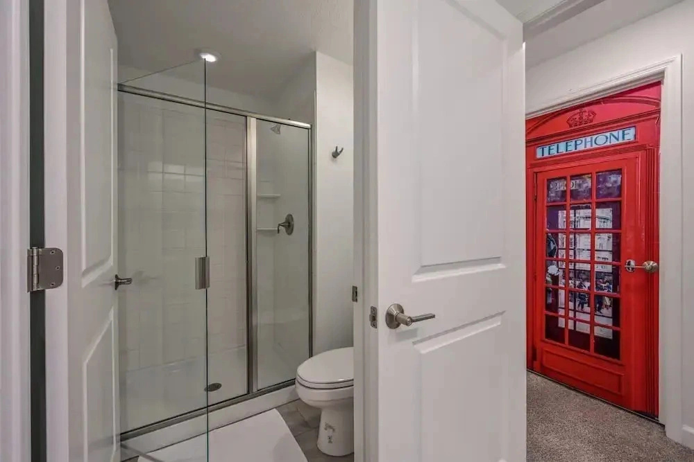 Fun Getaway With Themed Bedrooms