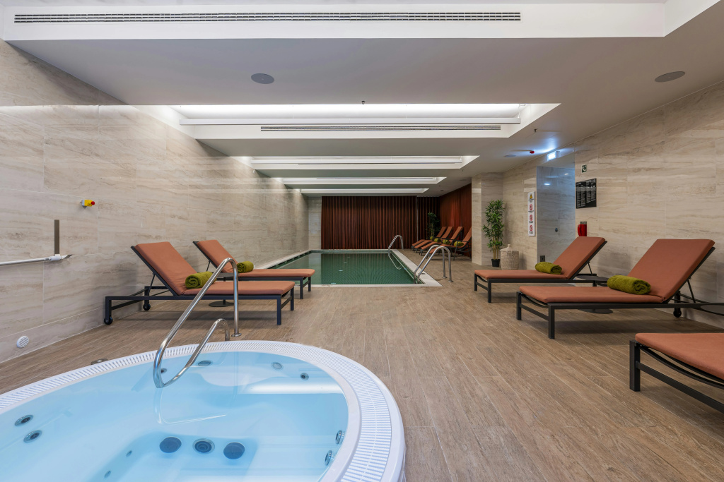 Cenica Porto Hotel, Curio Collection By Hilton