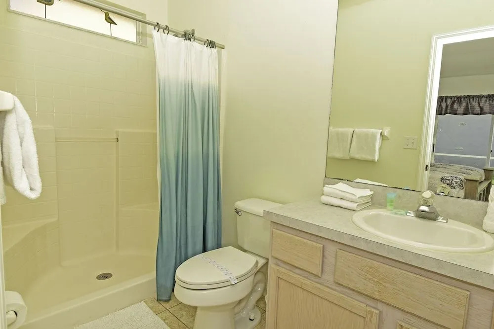 238HL Westridge Manor 3 Br villa by RedAwning